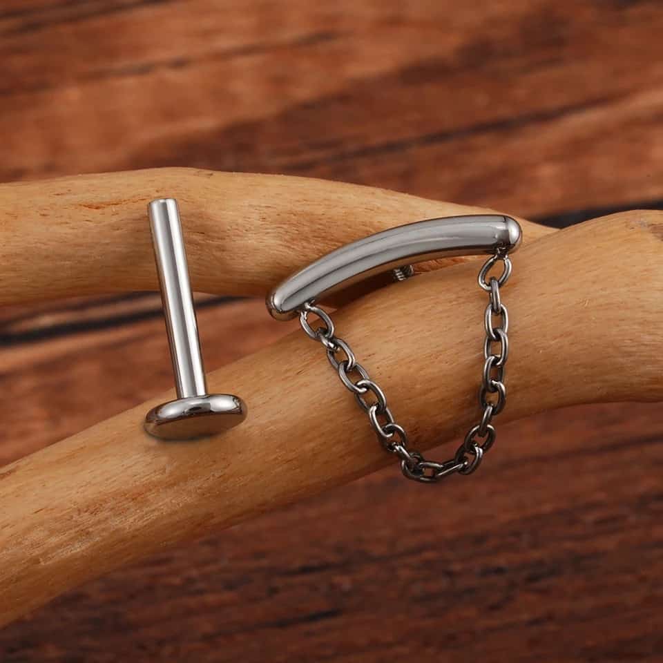 Titanium Floating Chain Labret
