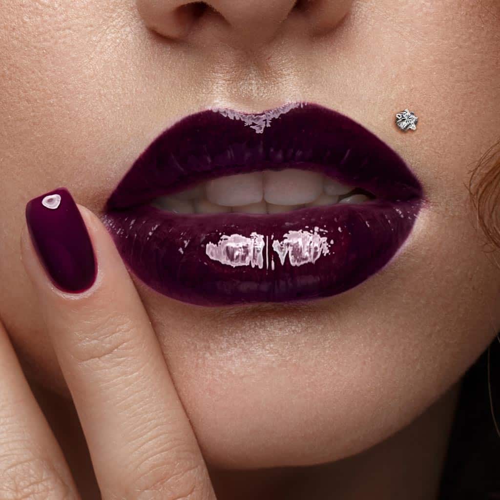 star threaded titanium labret lip piercing model