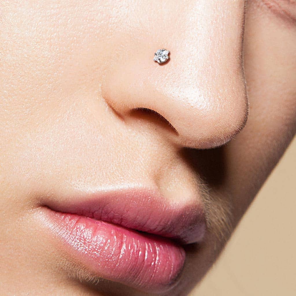 titanium square gem nose stud model