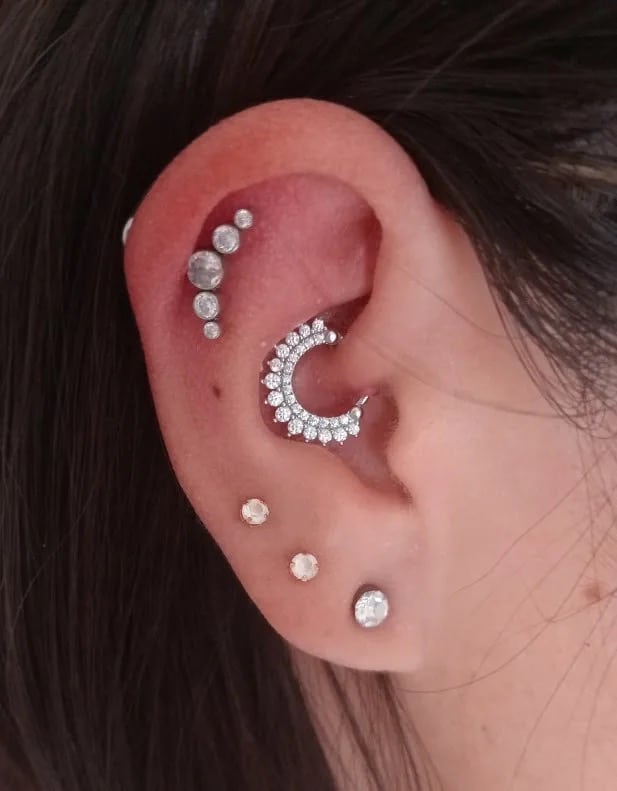 Titanium Floating Cluster Bezeled Gem Labret